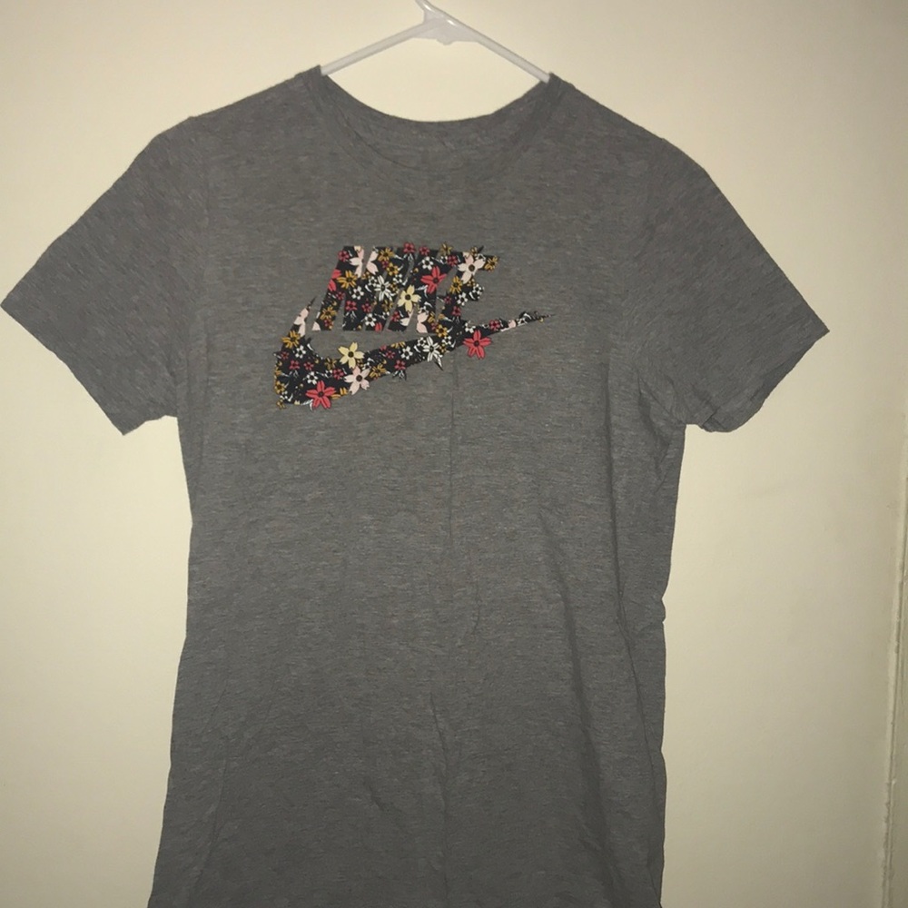 Nike t shirt